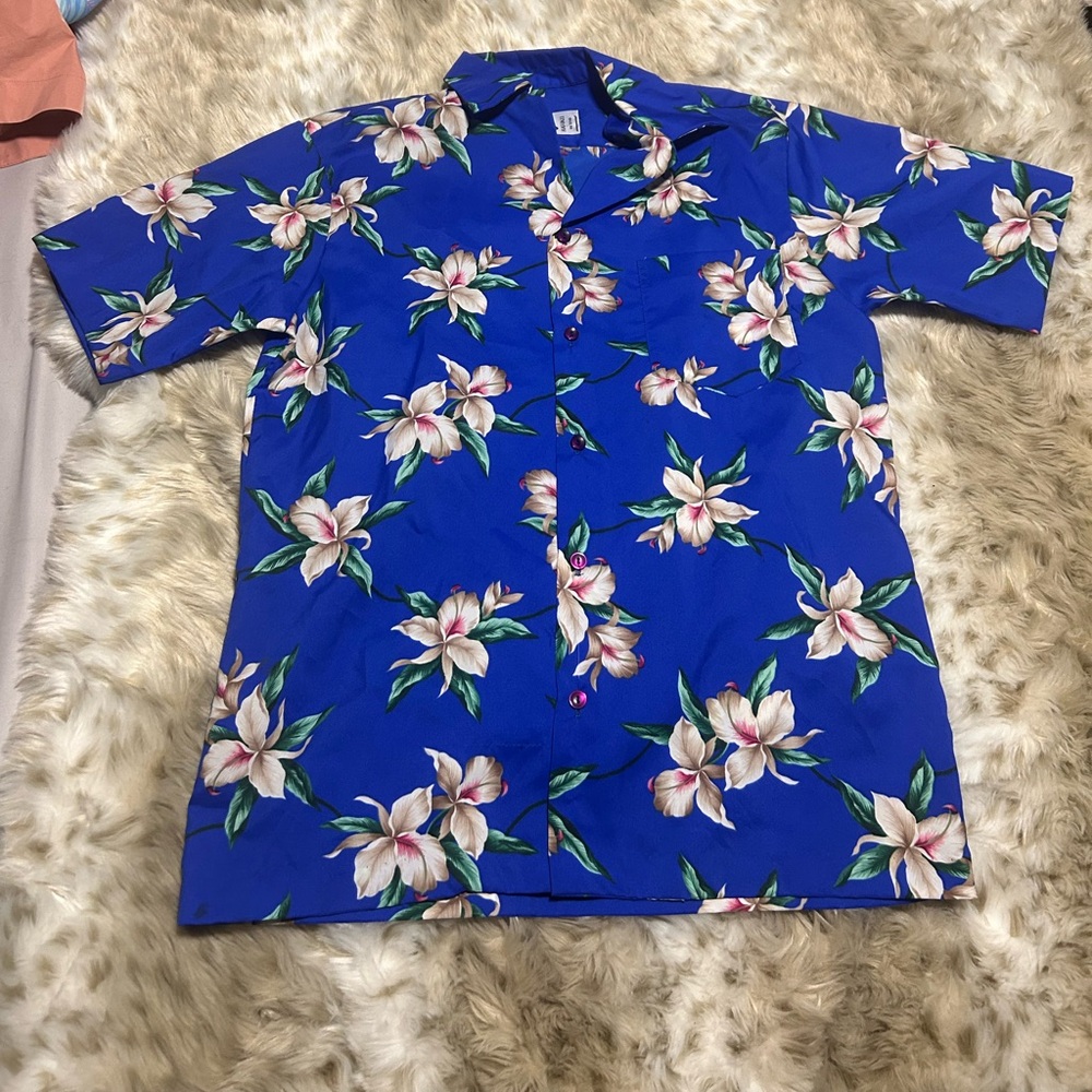 Hilo Hattie Blue Floral Men's Shirt